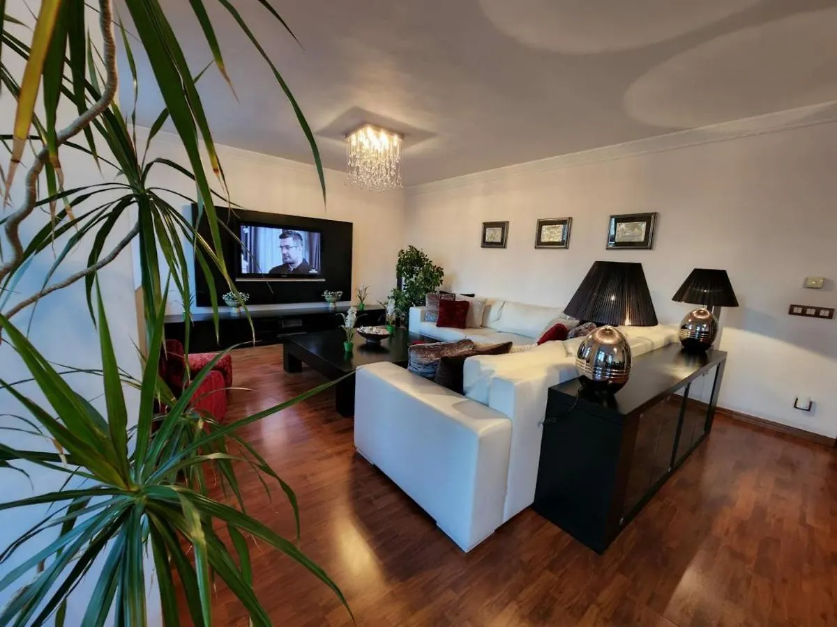 Big & Stylish 4-Bedroom Duplex Apartment In The Center Of Sisli contacts